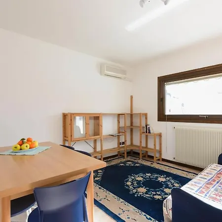 Apartamento In 21636